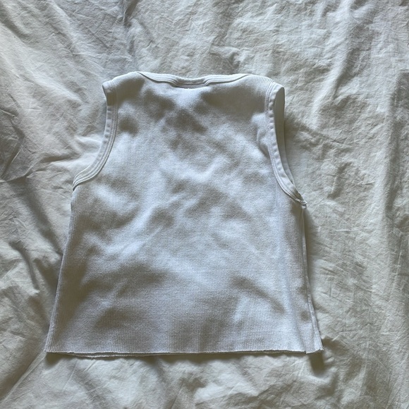 White Tank - Picture 3 of 3
